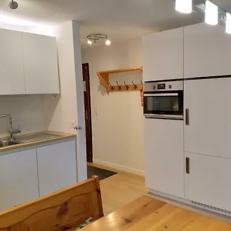 Schoene Und Moderne Apartamento