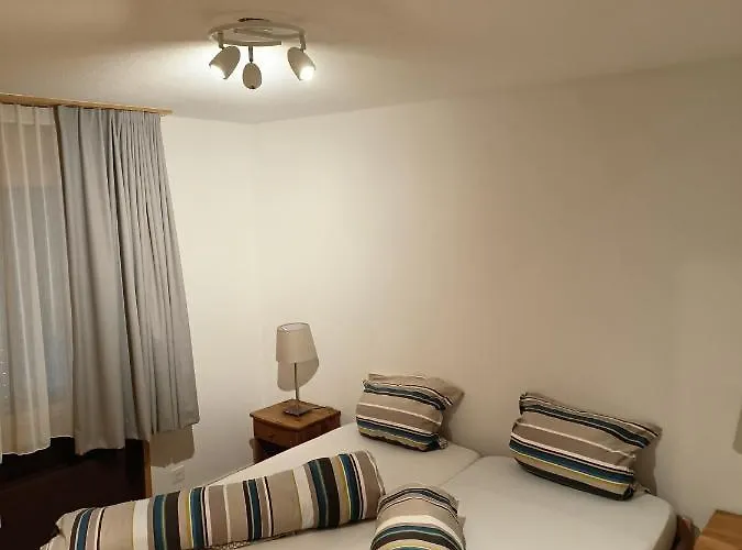 Schoene Und Moderne Apartamento