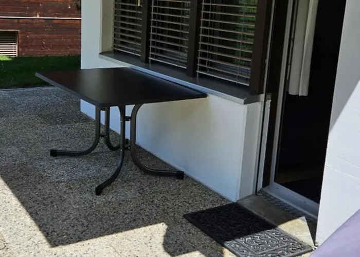 Schoene Und Moderne *