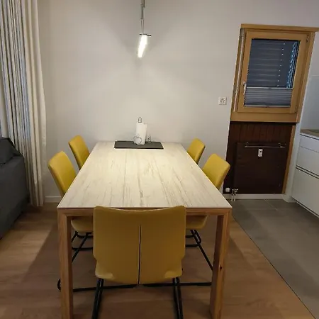 Schoene Und Moderne Grächen