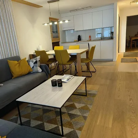 Schoene Und Moderne Grächen